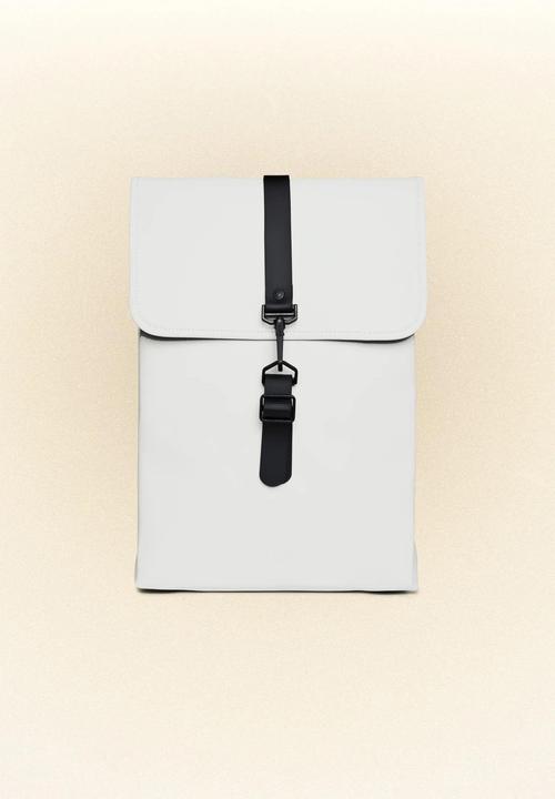 Actual product image Rains Rucksack (11 l)