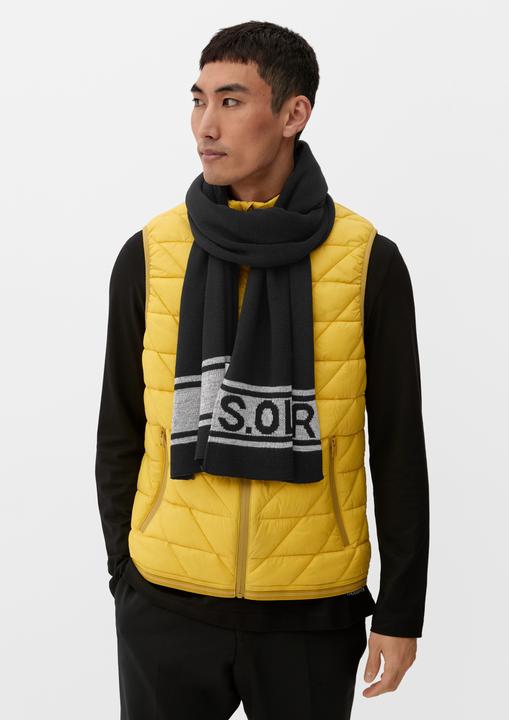 Actual product image s.Oliver Schal im Jacquard-Design