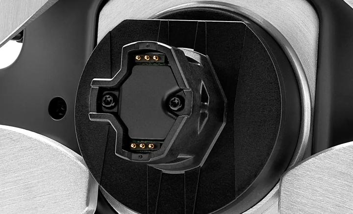 Actual product image Thrustmaster AddOn Thrustm. Ferrari SF25 Edition Lenkrad (KON/PC) retail (PC, PS4, PS5)