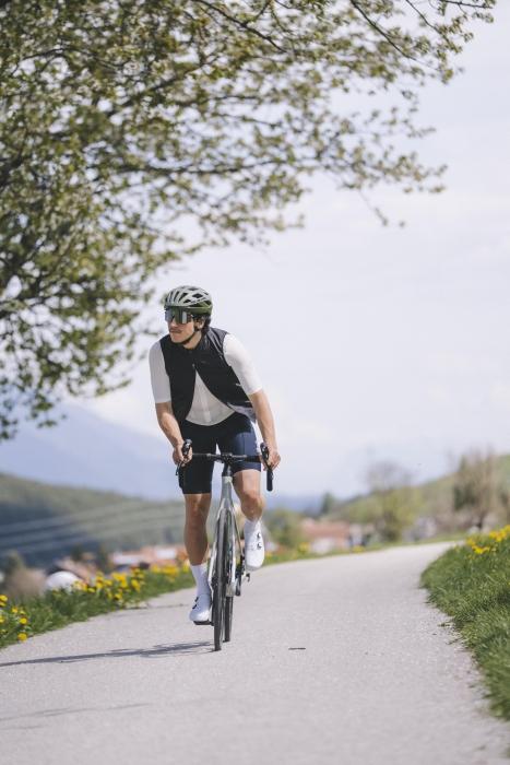 Actual product image Uvex pace stage (black matt (red)*, Mirror Red)