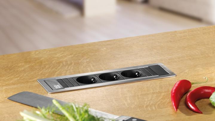 Produktbild Bachmann Einbausteckerleiste POWER FRAME 2x T13, 1x USB-C, 2x Custom (2 x, Typ 13, 0.20 m)
