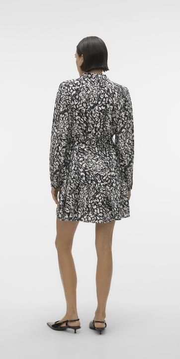 Produktbild Vero Moda Normal geschnitten Hemdkragen Nicht verstellbare Bündchen Weite Ärmel Kurzes Kleid Kleid (M)