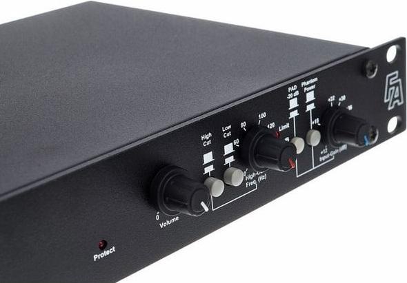 Produktbild Fischer Amps Shaker Amp 400 & ButtKicker LFE Set