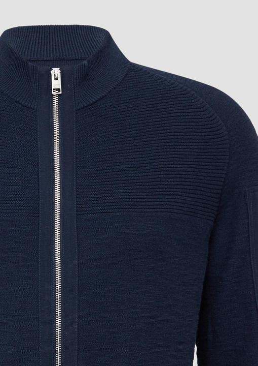 Produktbild s.Oliver Strickjacke Strickjacke mit Flammgarnstruktur und Stehkragen (M)