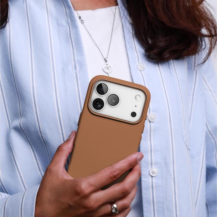 Actual product image Vonmählen Like Leather Case (Apple iPhone 17 Pro)