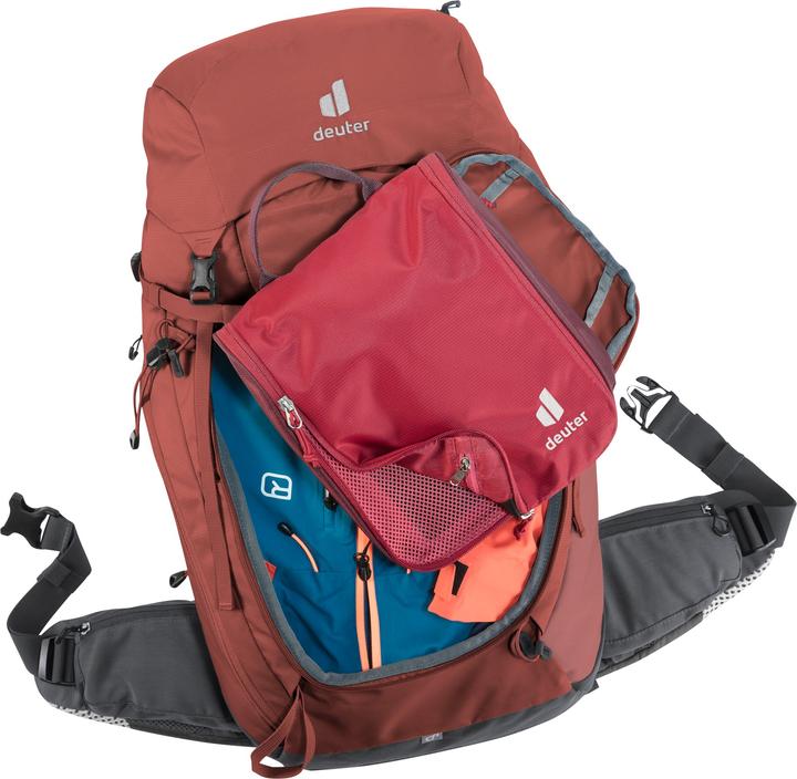 Actual product image Deuter Trail Pro (34 l)