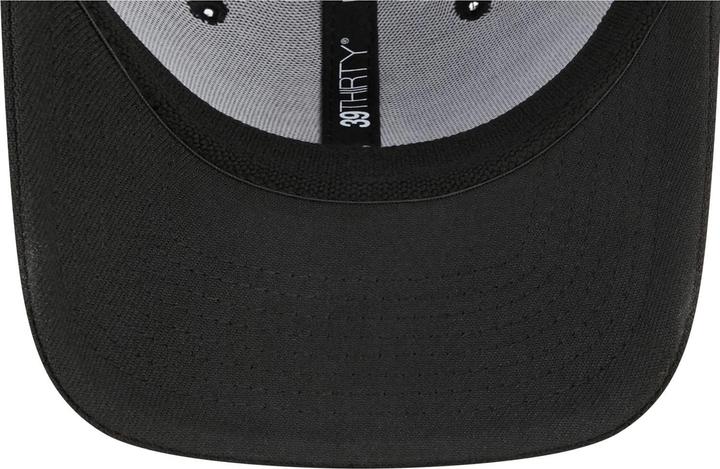 Actual product image New Era 39Thirty Cap - RETRO Tampa Bay Buccaneers - S/M (S, M)