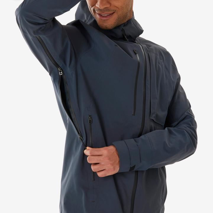 Actual product image Quechua Wanderjacke Herren - MH900 grau (S)