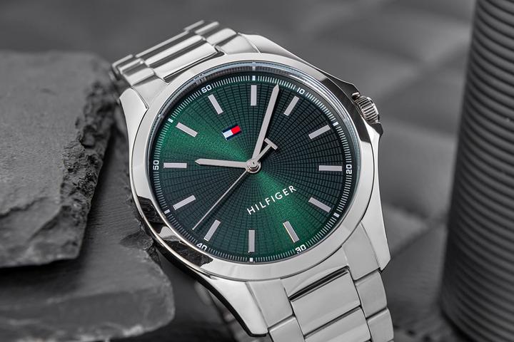 Produktbild Tommy Hilfiger Bruce Herrenuhr 1710672 + BOX (Analoguhr, 43 mm)