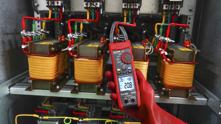 Actual product image Uni-T Current clamp UT219PV, AC/DC