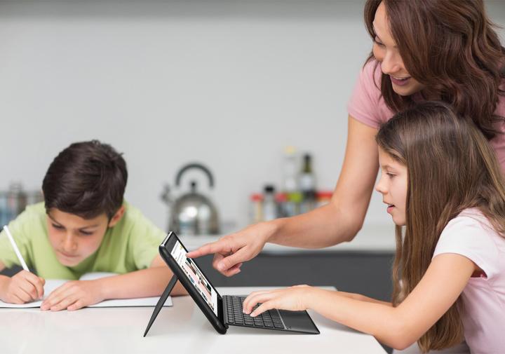 Image du produit ASUS CMB MT8183 4G 64G 10.1 TS CHR ZEN (10.10", 4 Go, MediaTek MT8183)