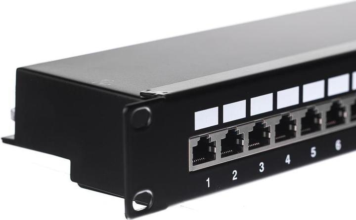 Actual product image Netrack 104-07 patch panel 19 24