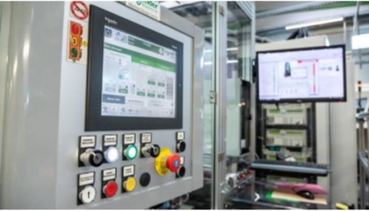 Produktbild Schneider Electric Leuchtdrucktaster, Metall, komplett, XB4FWCUST02