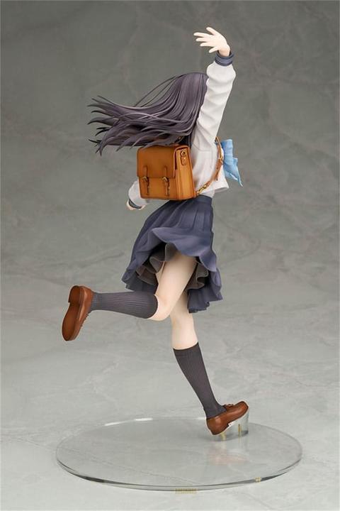 Actual product image Alter Akebi's Sailor Uniform PVC Statue 1/7 Komichi Akebi 25 cm