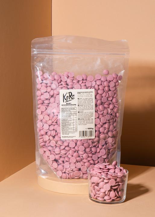 Actual product image KoRo Pink chocolate couverture drops made from Ruby cocoa beans (1000 g)