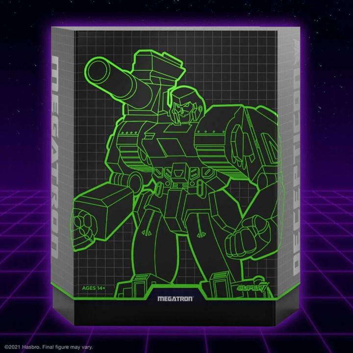 Actual product image Super7 Transformers figurine Ultimates Megatron 18 cm