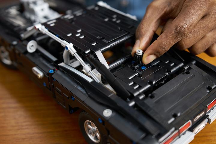 Produktbild LEGO Dodge Charger Fast and Furious (42231, LEGO Technic)