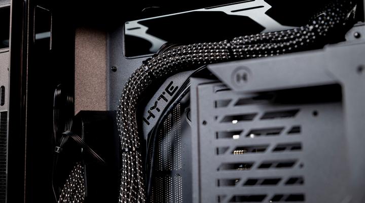 Image du produit Hyte Y60 (ATX, ITX, mATX)