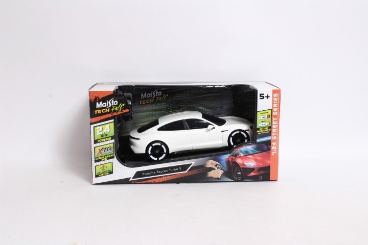 Actual product image Maisto RC 1:24 Porsche Taycan Turbo S 2.4GHz (RTR)