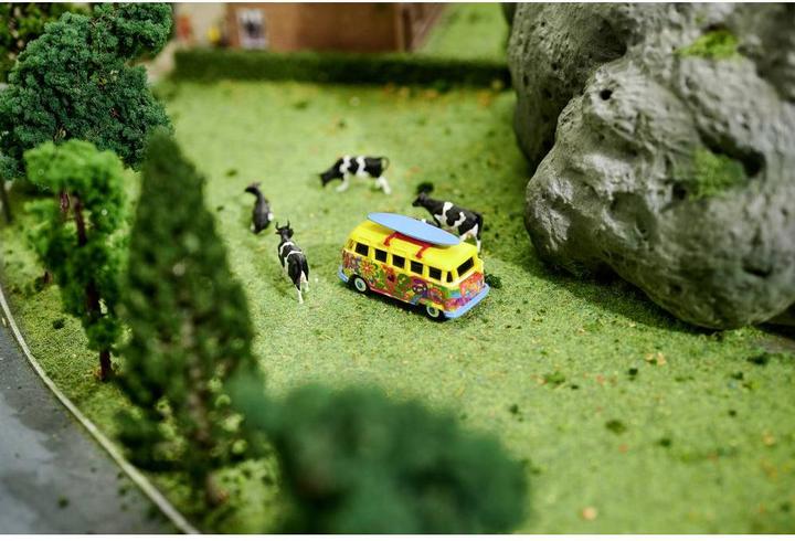 Produktbild Carson Modellsport 1:87 VW T1 Bus Flower Power 100% RTR 1:87 RC Einsteiger Mo (RTR Ready-to-Run)