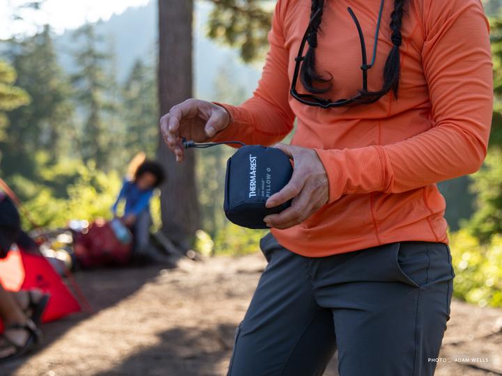 Immagine prodotto Therm-a-Rest Airhead Lrg Navy Print (Cuscino per testa e collo)