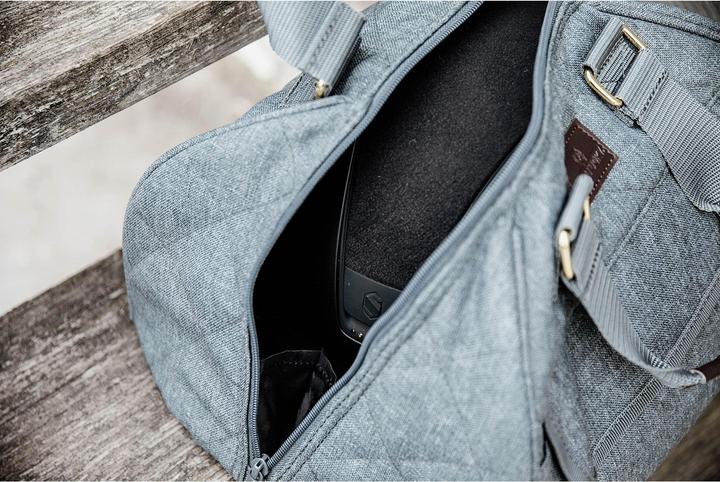 Actual product image Kentucky Horsewear Helmet bag