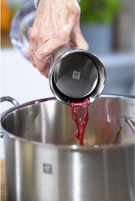 Produktbild Zwilling Prédicat Glaskaraffe mit Ausgiessdeckel (1 l)