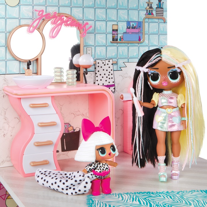 Actual product image MGA Fashion House