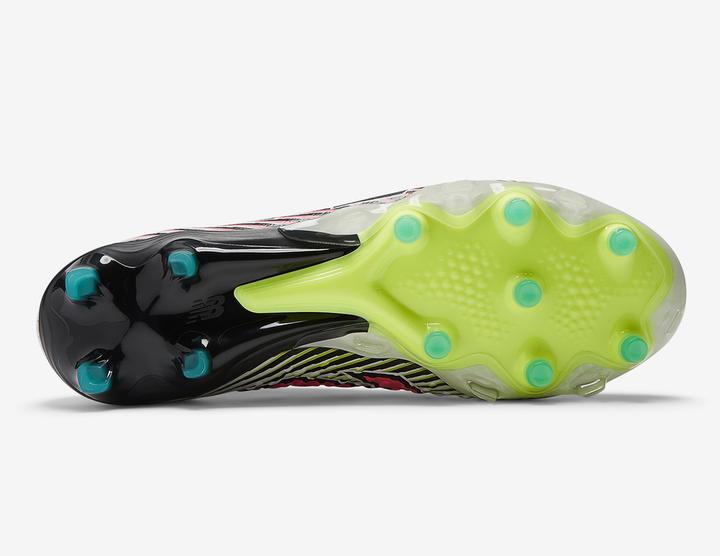 Actual product image New Balance ST1FLH45 Tekela Low v4+ Pro FG (42.5)