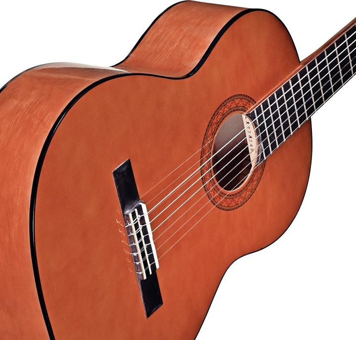 Actual product image Yamaha C40II (Classical guitar, Meranti, Spruce)