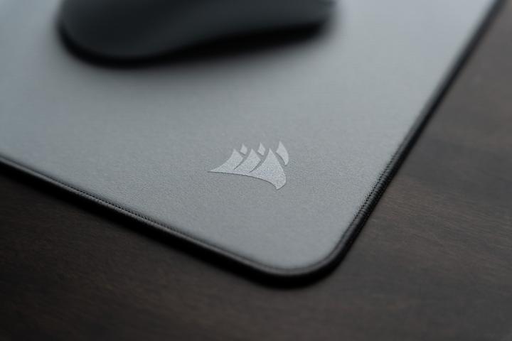 Actual product image Corsair MM PRO Control XXL Mouse Pad, gray (XXL)