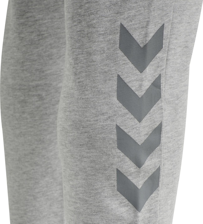 Actual product image hummel Legacy Tapered Pants (S)