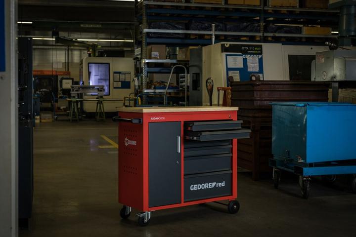 Actual product image Gedore red R20400006 Workshop trolley MECHANIC PLUS + 6 drawers 988x431x935 mm (1 x)