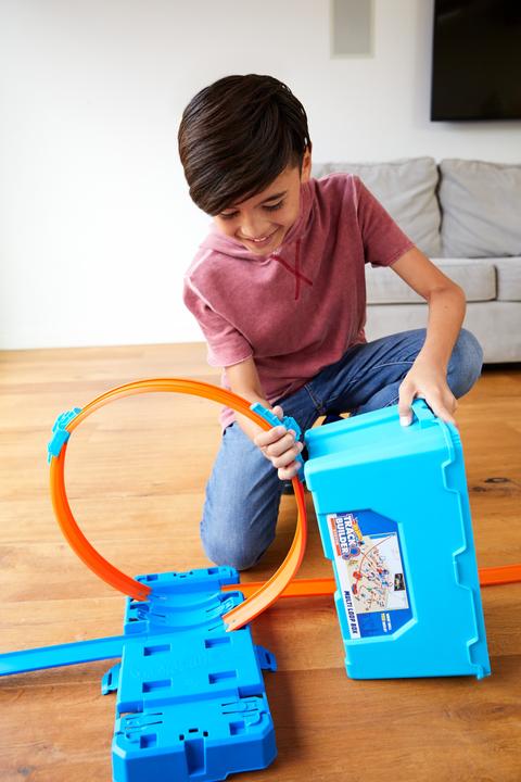 Actual product image Hot Wheels Track Builder Super Multi-Looping Box