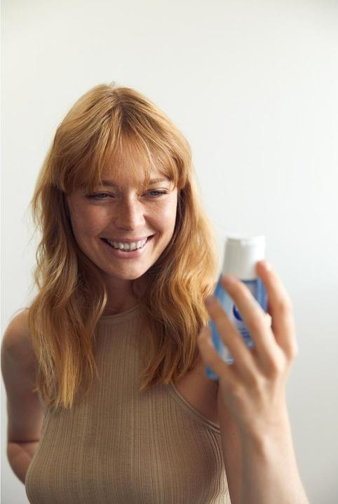Actual product image NIVEA Sanfter Augen Make-up Entferner (Make-up remover, 125 ml)