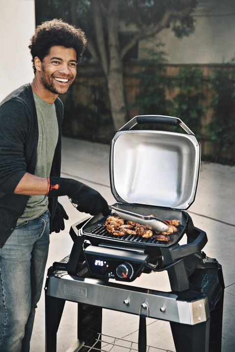 Actual product image Weber Pulse 2000 with stand (2.20 kW)