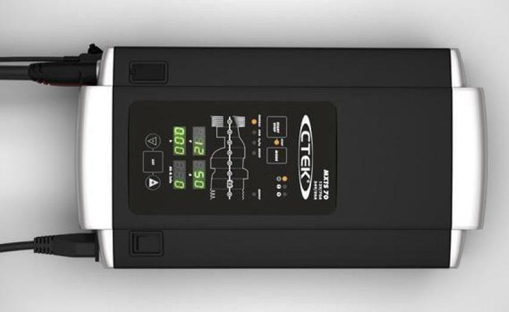 Actual product image Ctek Mxts 70/50 (12V, 24V, 70 A)