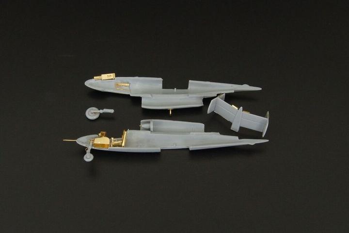 Actual product image Brengun Heinkel He-162A ( kit)