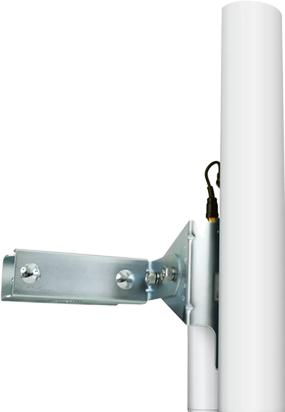 Actual product image Ubiquiti AM-5G17-90: Base station antenna (5G)