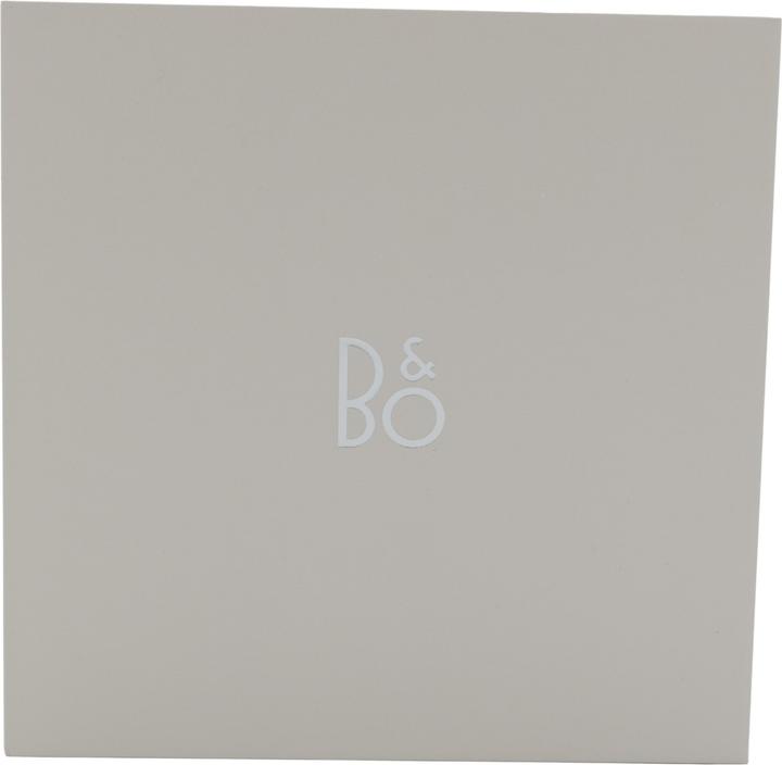 Produktbild B&O Bluetooth speakers Beosound A1 3rd Gen Honey Tone (24 h)