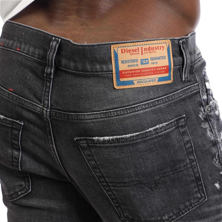 Produktbild Diesel 2023 DFinitive Jeans (31)