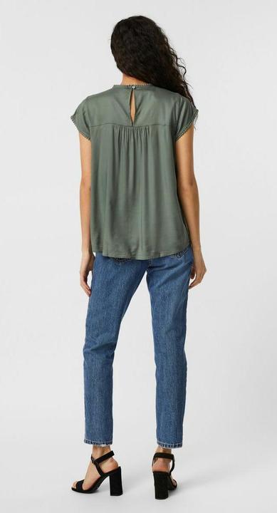 Actual product image Vero Moda Lace top with short sleeves (M)