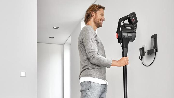 Immagine prodotto Bosch Hausgeräte BCS82PWR25 Serie 8 illimitata di acciaio