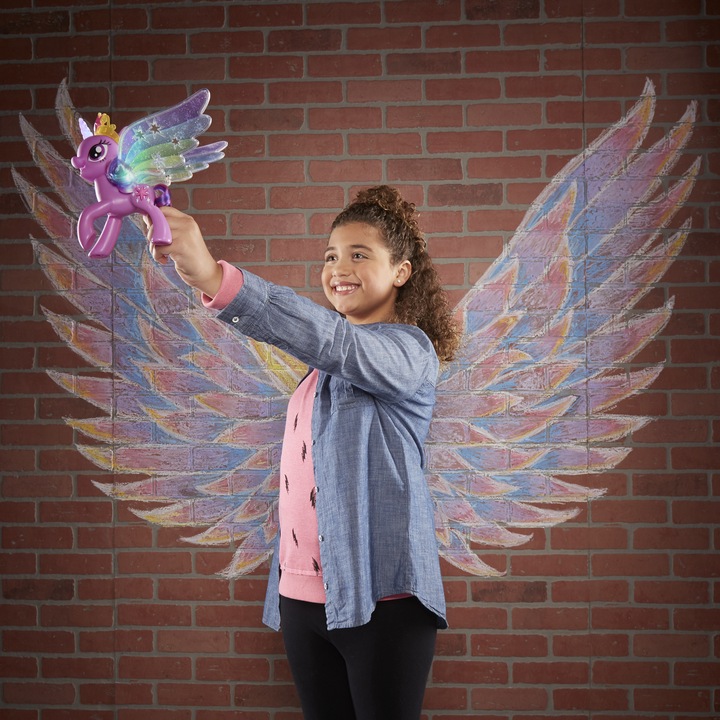 Produktbild My Little Pony Regenbogenflügel Twilight Sparkle
