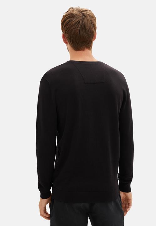 Actual product image Supremo V Pullover (L)
