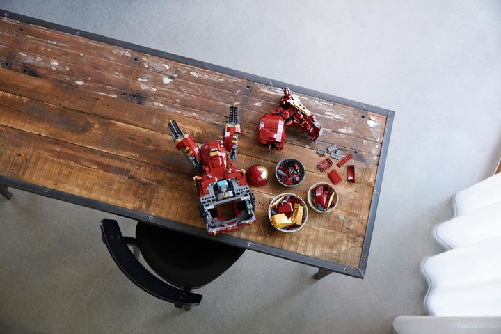 Immagine prodotto LEGO Hulkbuster (76210, Set LEGO rari, LEGO Marvel)