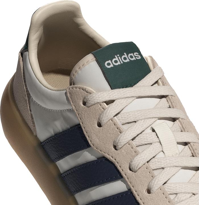 Image du produit Adidas Barreda Decode J - owhite/conavy/cgreen (35.5)