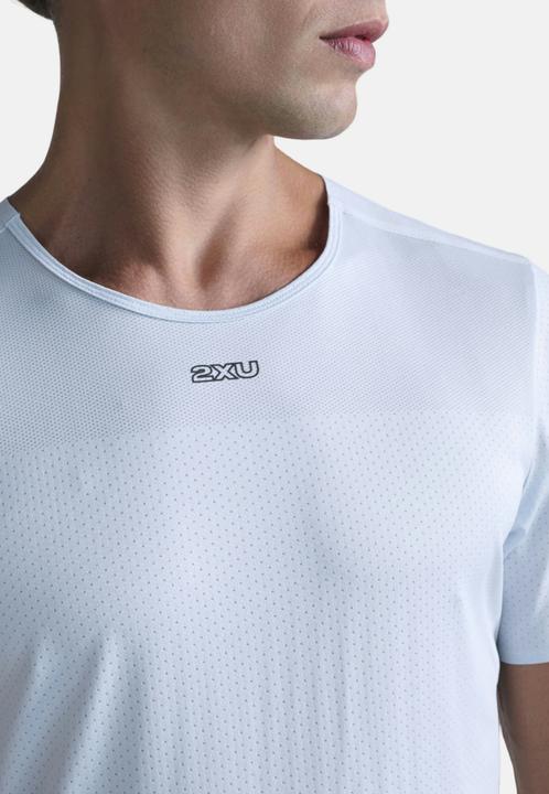 Produktbild 2XU Light Speed Tech Tee (XL)