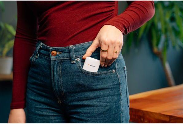 Productafbeelding Verbatim GaN III Fold 'n' Go Charger 2 Port 65W USB-C white (65 W)