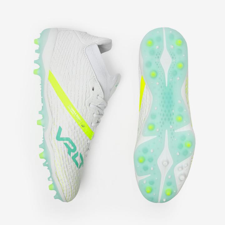 Actual product image Kipsta Damen Fussball Nockenschuhe MG/AG - Viralto III-W Feelings (39)